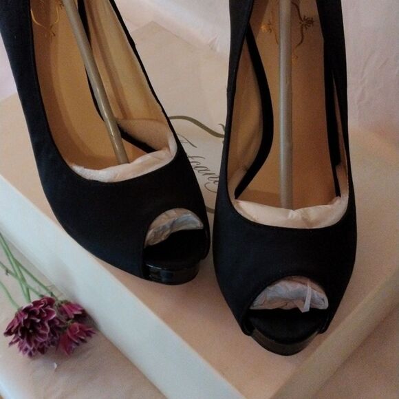 Footcandy Satin Peep Toe Heels - Picture 9 of 10